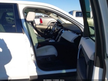 Land Rover Discovery Sport 2021 Land Rover Discovery Sport 2021r., 4x4, 2.0L 2.0 Benzyna 246KM, zdjęcie 8