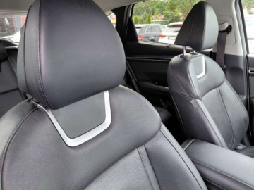 Hyundai Tucson IV SUV 1.6 CRDI 48V 136KM 2021 Hyundai Tucson 48V Hybrid Navi Kamera Asystent pasa 1.6 Diesel 136KM, zdjęcie 17