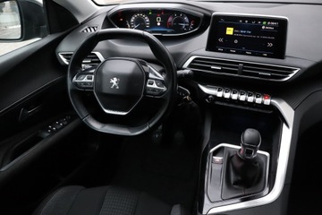 Peugeot 3008 II Crossover 2.0 BlueHDi 150KM 2018 Peugeot 3008 2.0 BlueHDi, Navi, Klima, zdjęcie 6