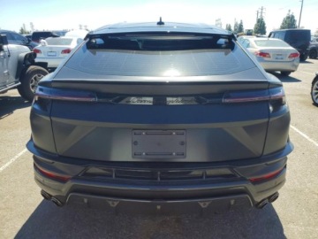 Lamborghini Urus 2023 Lamborghini Urus Performante 2023 4.0 Benzyna 657KM, zdjęcie 2