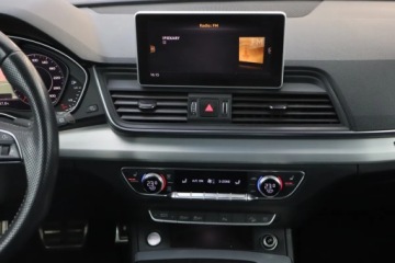 Audi Q5 II SUV 2.0 TDI 163KM 2019 Audi Q5 35 TDI, Salon Polska, 4X4, Automat, zdjęcie 12