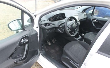 Peugeot 208 I Hatchback 5d Facelifting 1.6 BlueHDi 75KM 2017 Peugeot 208 1.6 Diesel 75KM, zdjęcie 10