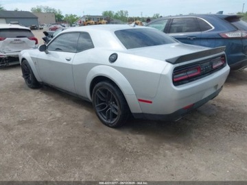 Dodge Challenger III 2022 Dodge Challenger RT Scat Pack Widebody 2022 6.4l 6.4 Benzyna 485KM, zdjęcie 3