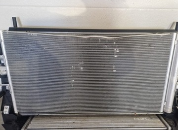 BMW F40 KOMPLET CHLADIČ VENTILÁTOR 8645861 9271205 06
