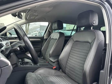 Volkswagen Passat B8 Variant Facelifting 2.0 TDI SCR 200KM 2022 Volkswagen Passat 2.0 TSI 200KM 4Motion FV 23%, zdjęcie 10