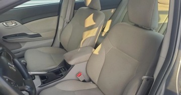 Honda Civic IX Hatchback 5d 1.8 i-VTEC 142KM 2015 Honda Civic Niski przebieg - Polski salon 1.8 Benzyna 142KM, zdjęcie 16