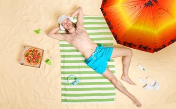 ПЛЯЖНЫЙ ЗОНТ НА ​​БАЛКОНЕ 145 СМ RED PALM PRO