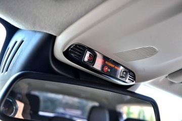 Volvo XC40 Crossover Facelifting 1.5 T2 129KM 2022 Volvo XC 40 1,5 Benzyna 130KM_T2_R Design_Full, zdjęcie 25