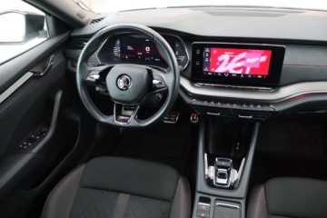 Skoda Octavia IV RS Liftback 2.0 TSI 245KM 2022 Skoda Octavia RS 2.0 TSI, Salon Polska, zdjęcie 6
