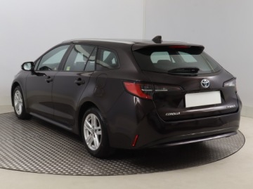Toyota Corolla XII TS Kombi 1.8 Hybrid 122KM 2022 Toyota Corolla 1.8 Hybrid, Salon Polska, zdjęcie 2