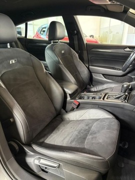 Volkswagen Arteon Fastback 2.0 TSI 190KM 2020 Volkswagen Arteon R-Line 2.0 TSI 190KM DSG Salon PL Lane Assist Tempomat, zdjęcie 32