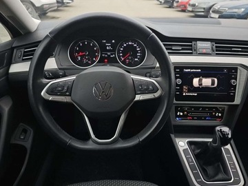 Volkswagen Passat B8 Limousine Facelifting 1.5 TSI EVO 150KM 2021 Volkswagen Passat Salon PL, 1-wlasciciel, VAT Marza 1.5 Benzyna 150KM, zdjęcie 9