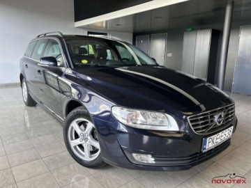 Volvo V70 III Kombi Facelifting 2.0 D3 DRIVE-E 150KM 2015 Volvo V70 D3 Polarklimatroniknavi USBnivomatalu16NOWE OPONYserwis w Volvo, zdjęcie 2