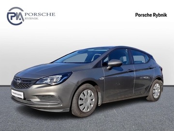 Opel Astra J GTC 1.4 100KM 2017 Opel Astra 1.4 Essentia 100KM Tempomat SalonPL Iwl