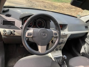 Opel Astra H Kombi 1.7 CDTI ECOTEC 100KM 2008 Opel Astra 1.7 Diesel 100KM, zdjęcie 9