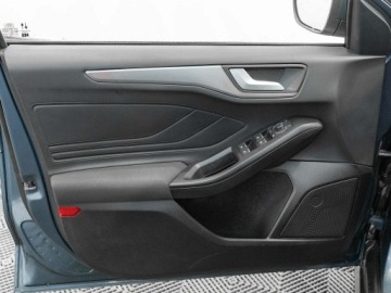 Ford Focus IV Hatchback Facelifting 1.0 EcoBoost 125KM 2023 Ford Focus NO410AW#1.0 EcoBoost Titanium X, zdjęcie 11