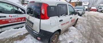 Fiat Panda III 2016 Fiat Panda 2016r, 1 2 Benzyna. Uszkodzony lewy przod. VAT 23 brutto 1.2, zdjęcie 3