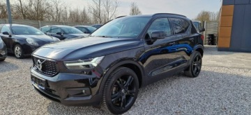 Volvo XC40 Crossover 2.0 D4 190KM 2020 Volvo XC 40 Bezwypadkowy 2.0 Geartronic R-Design, zdjęcie 3