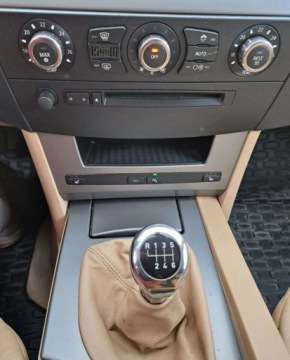 BMW Seria 5 E60 Touring 530 i 258KM 2005