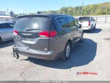 Chrysler Voyager V 2022 Chrysler Voyager 2022 r.3,6L LX 3.6 Benzyna 287KM, zdjęcie 5