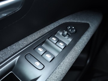 Peugeot 3008 II Crossover 1.2 PureTech 130KM 2020 Peugeot 3008 1.2 PureTech, Salon Polska, zdjęcie 12