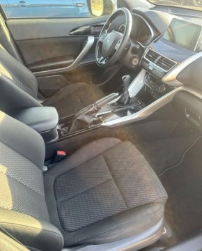 Mitsubishi Eclipse Cross SUV 1.5 T 163KM 2020 Mitsubishi Eclipse Cross Zarejestrowany,Kamera,Grzane Fotele 1.5 Benzyna, zdjęcie 6