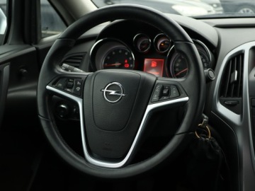 Opel Astra J Sedan 1.6 Twinport ECOTEC 115KM 2016 Opel Astra 1.6 16V, Salon Polska, Serwis ASO, zdjęcie 17