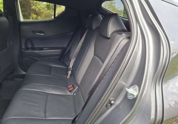Toyota C-HR I Crossover 1.8 Hybrid 122KM 2017 Toyota C-HR Toyota C-HR 1.8 Hybryda 122KM, zdjęcie 27