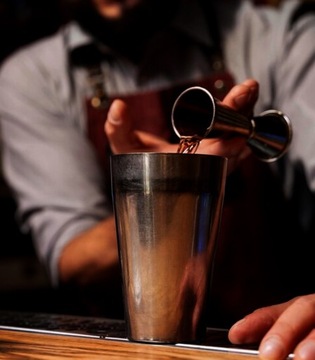 НАБОР БАРМЕНА ШЕЙКЕР SOLID HOME ПОДСТАВКА ДЛЯ НАПИТКОВ НАПИТКИ 17 ЭЛЕМЕНТОВ.