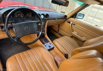 Mercedes SL R107 1986 Mercedes-Benz SL Mercedes-Benz SL 5.5 Benzyna 223KM, zdjęcie 22