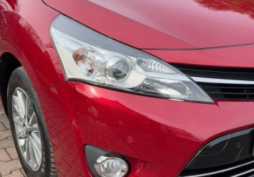 Toyota Verso Minivan Facelifting 1.8 Valvematic 147KM 2017 Toyota Verso 1,8 147KM 7 os. PANORAMA Climatronic Kamera ASO Dla wymagajac, zdjęcie 11