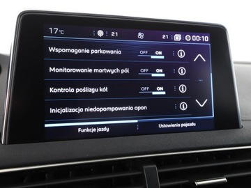 Peugeot 3008 II Crossover 1.2 PureTech 130KM 2020 Peugeot 3008 Automat Hak Navi Kamera cofania, zdjęcie 25