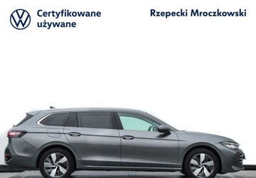 Volkswagen Passat B8 Variant Facelifting 1.5 TSI EVO 150KM 2024 Volkswagen Passat 1.5 TSI 150KM Elegance DSG Harman Kardon Dach Szklany Pa, zdjęcie 3