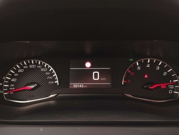 Peugeot 208 II Hatchback 1.2 PureTech 102KM 2022 Peugeot 208 1.2 PureTech 100 (101 KM) SS Allure Pack FV23 1.2 Benzyna, zdjęcie 21