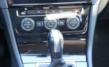 Volkswagen Golf VII Variant Facelifting 1.5 TSI ACT 150KM 2019 Volkswagen Golf Variant Virtual Cockpit, LED, Czujniki, NAVI, Temp, Grzane, zdjęcie 7