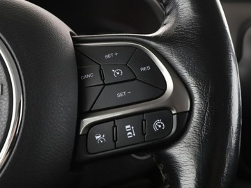 Jeep Renegade SUV 2.0 MultiJet 140KM 2018 Jeep Renegade 4x4 automat navi klima auto kamera i, zdjęcie 29