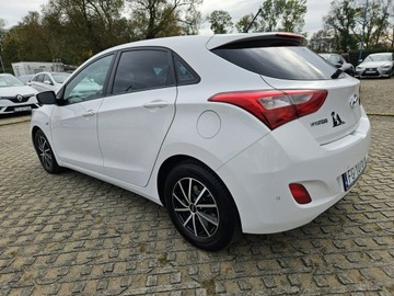 Hyundai i30 II Hatchback 3d 1.4 100KM 2014 Hyundai i30 1,4 benzyna 100KM FIFA World Cup Editi, zdjęcie 3