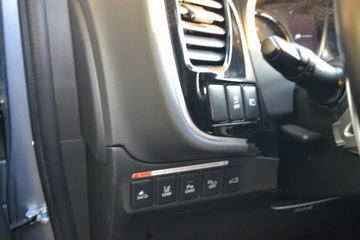 Mitsubishi Outlander III 2019 PHEV 2.4 4x4 NAJBOGATSZA WERSJA, zdjęcie 29