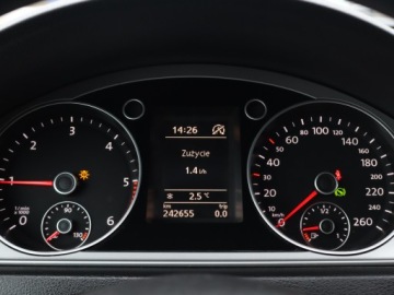 Volkswagen Passat B7 Variant 2.0 TDI CR DPF BlueMotion 140KM 2013 VW Passat 2.0 TDI, DSG, Navi, Klima, Klimatronic, zdjęcie 10