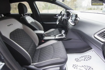 Kia Proceed Shooting Brake Facelifting 1.5 T-GDI 160KM 2022 Kia Pro Cee'd GT-line / LEDY / Kamera Cofania, zdjęcie 32