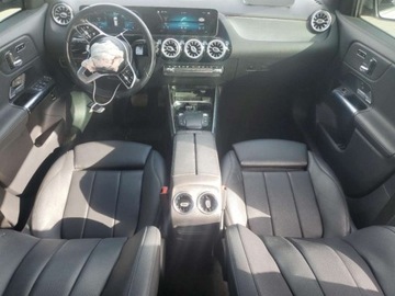 Mercedes GLA II 2021 Mercedes-Benz GLA 2021 MERCEDES-BENZ GLA 250 2.0 Benzyna 221KM, zdjęcie 7