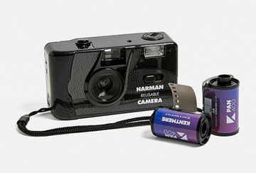 Камера Harman + 2 пленки Pan 400/36