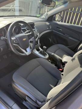 Chevrolet Cruze Hatchback 5d 2.0 VCDI 16V DOHC 163KM 2013 Chevrolet Cruze 1,6 benzyna 126 ps 93 tyś km, zdjęcie 6