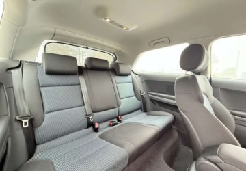 Audi A3 8P Hatchback 3d 1.6 TDI 105KM 2010 Audi A3 3-drzwiowe Audi A3 3-drzwiowe 1.6 TDI DPF Ambition 1.6 Diesel 105KM, zdjęcie 23