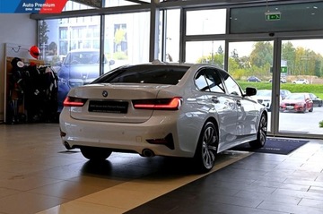 BMW Seria 3 G20-G21 Limuzyna 2.0 320d 190KM 2019 BMW Seria 3 320d xDriveFV23Sport LineLED Fog LightsPark Distance Control, zdjęcie 18
