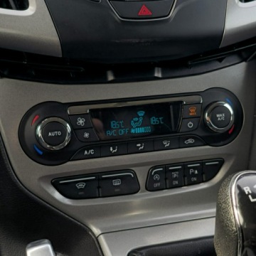 Ford Focus III Kombi 1.0 EcoBoost 125KM 2013 Ford Focus 1.0 EcoBoost Titanium, zdjęcie 35