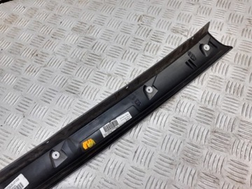 НАКЛАДКА ВЕТРОВОГО СТЕКЛА ЛЕВАЯ SCENIC III TEKNG