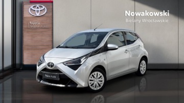 Toyota Aygo II Hatchback 3d Facelifting 1.0 VVT-i 72KM 2021 Toyota Aygo 1.0 VVT-i X-play II (2014-) 1.0 VVT-i