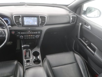 Kia Sportage IV SUV 1.7 CRDi 141KM 2018 Kia Sportage 1.7 CRDi, Automat, Skóra, Navi, zdjęcie 7