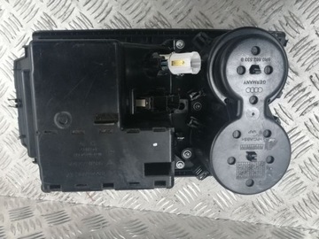 DRŽÁK NA NÁPOJ 985857232A HNÍZDO USB 95B035252 PORSCHE MACAN